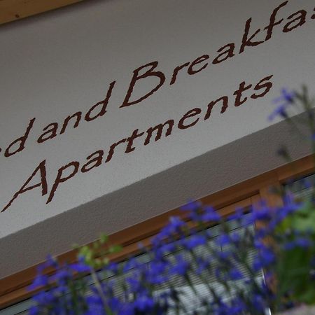 Monti Pallidi B&B Apartments Corvara In Badia Bagian luar foto